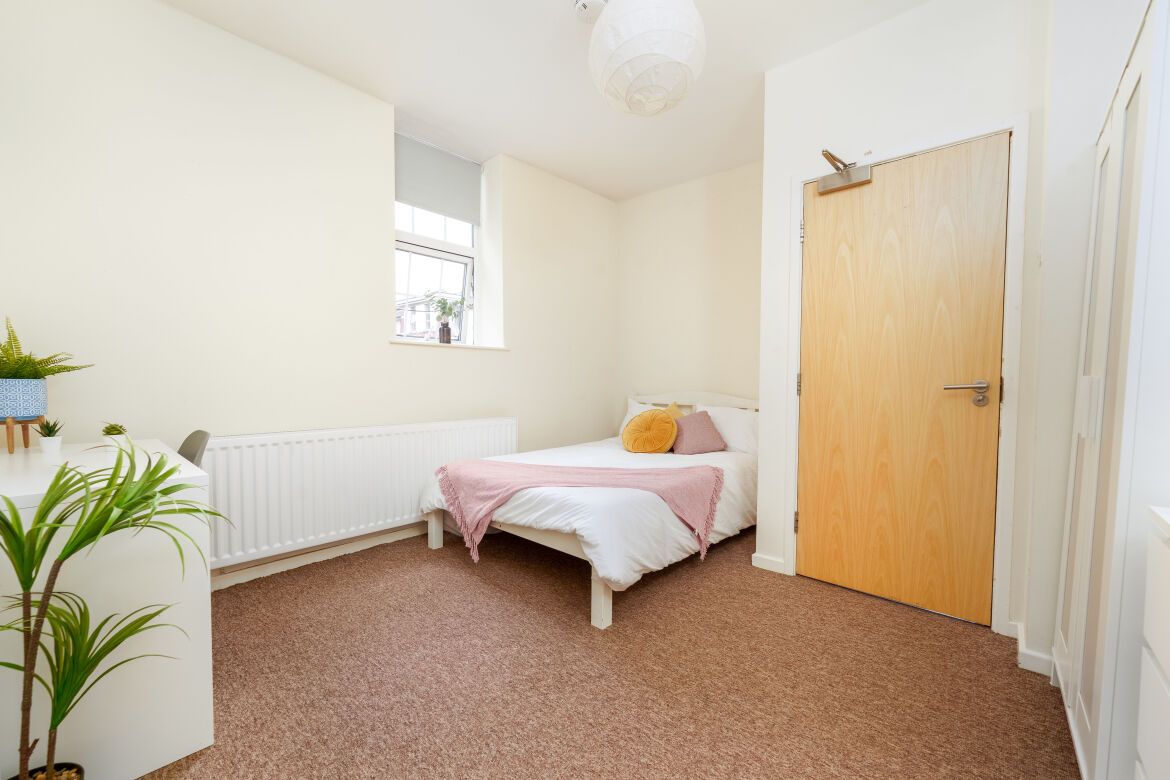 The Courtyard, Flat 1 Image 11